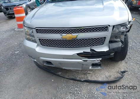 2013 Chevrolet Suburban 1500 Lt из США, поврежденный, VIN 1GNSCJE01DR245915